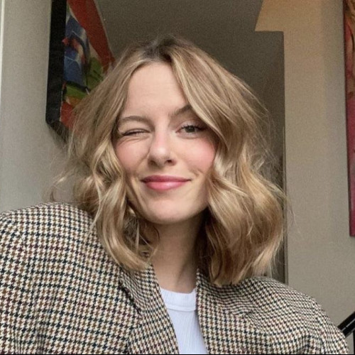 anna r. profile photo