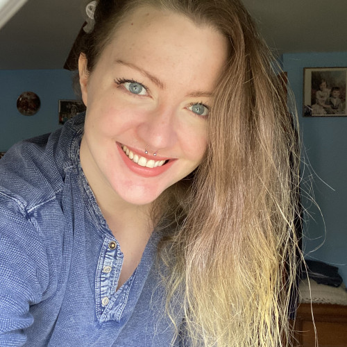 Nelly F. profile photo