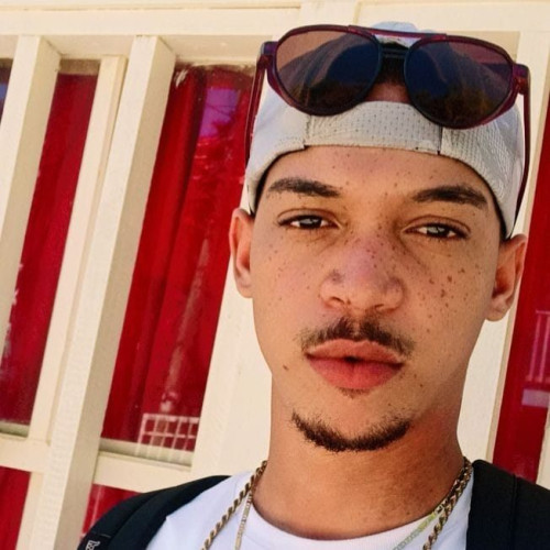 Zion L. profile photo