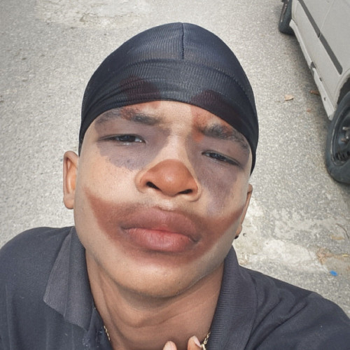 Brayan E.