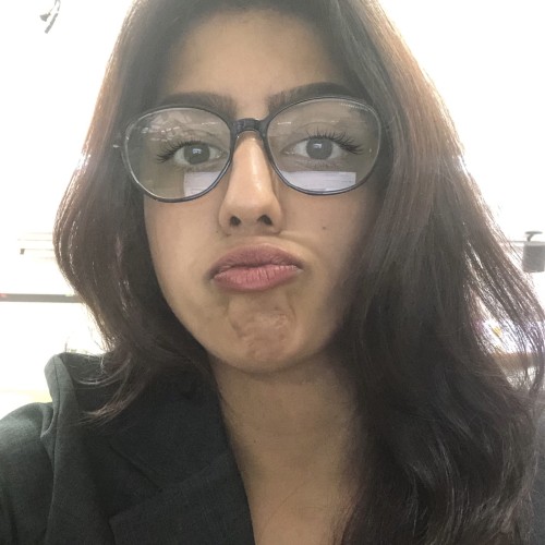 Lavania  M.