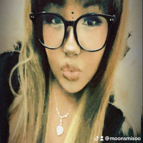 Monica r. profile photo