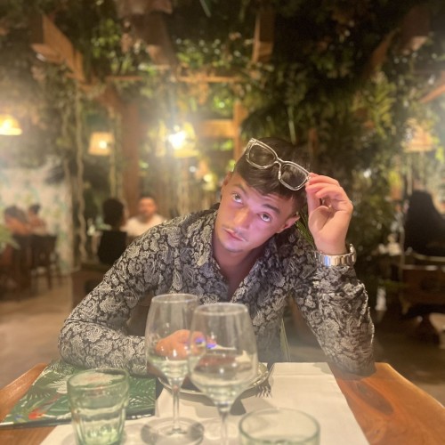 Huseyin N. profile photo