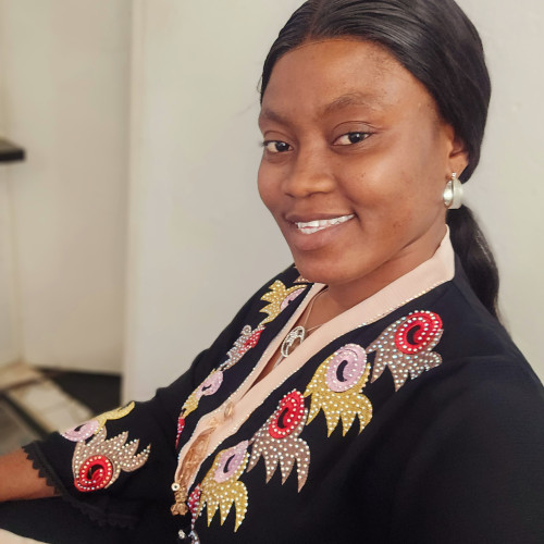 Mariama  J.