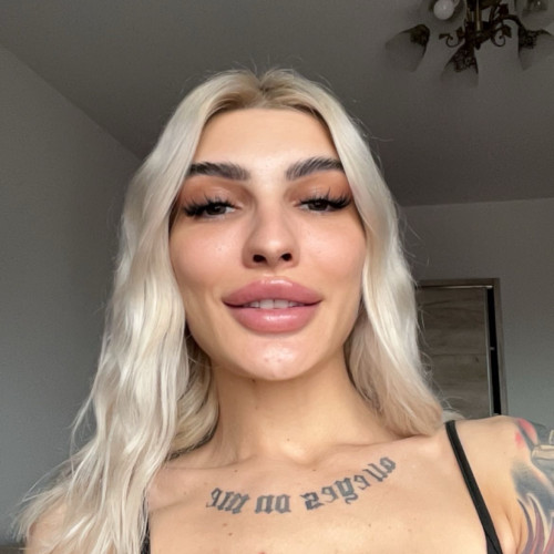 Julia M. profile photo