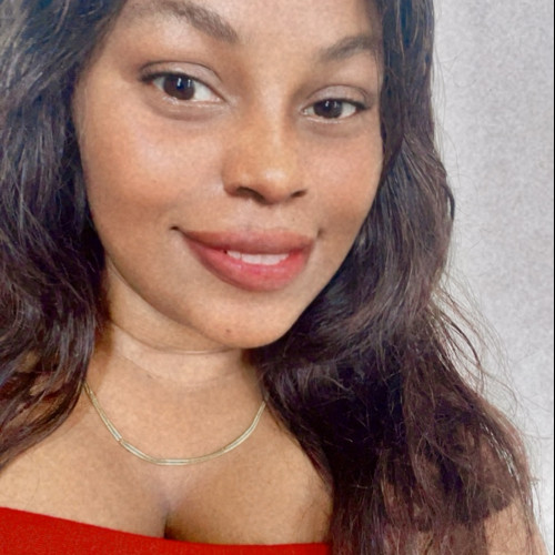 Amina B. profile photo