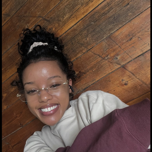 Amira D. profile photo