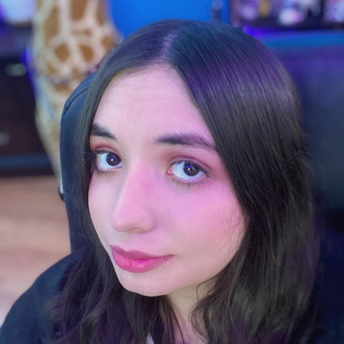 Ana Karen R.