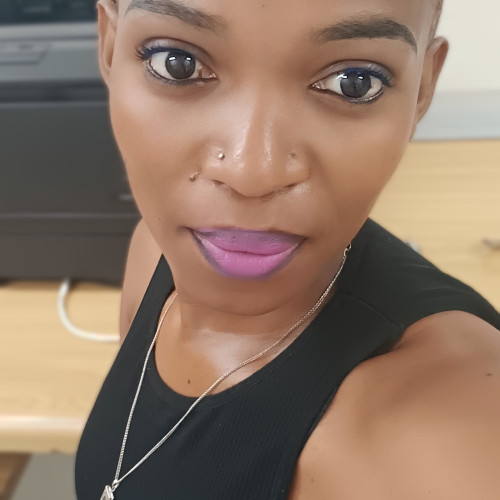Akhona C.