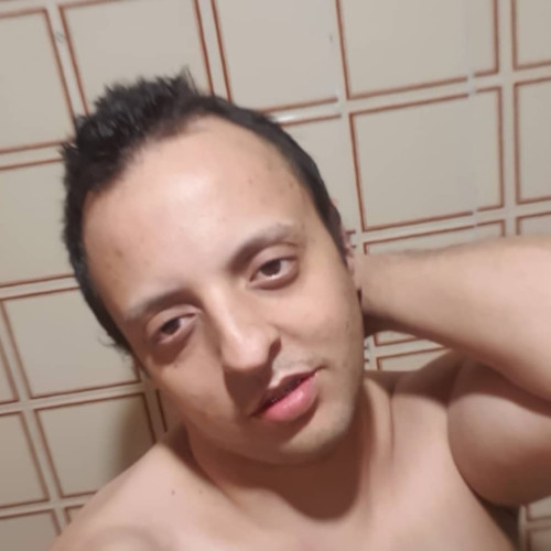 Leandro A.