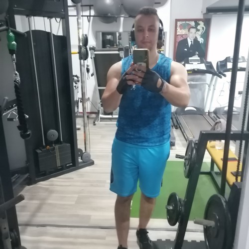 Medi L. profile photo