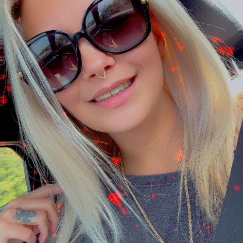Nicole b. profile photo