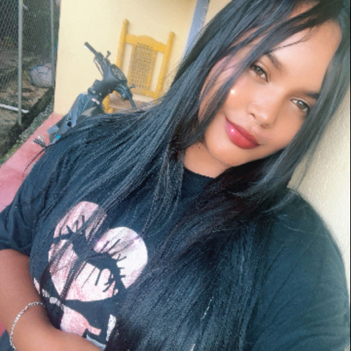 Nayelis C.
