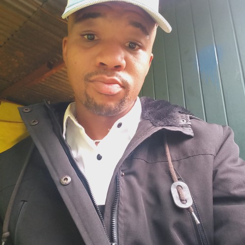 Luthando  R.