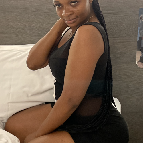 SweetLucy  Q. profile photo