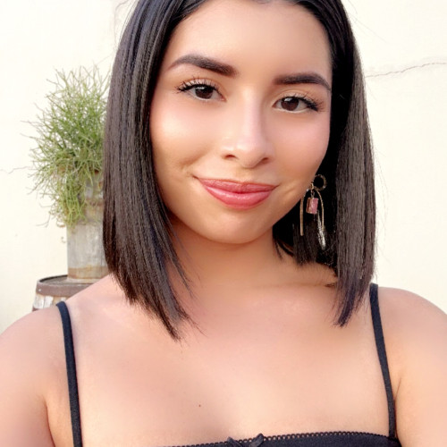 Yesenia M. profile photo