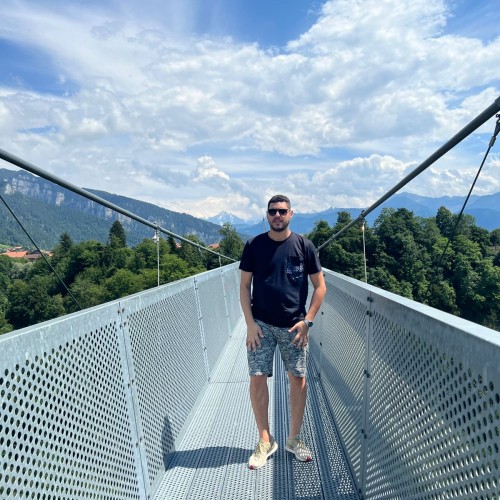 hicham b. profile photo