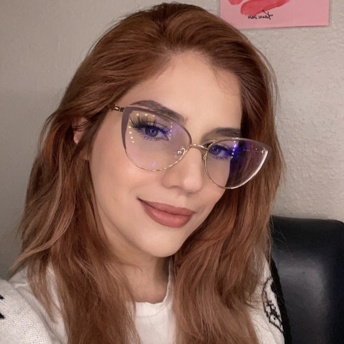 Mimi V. profile photo