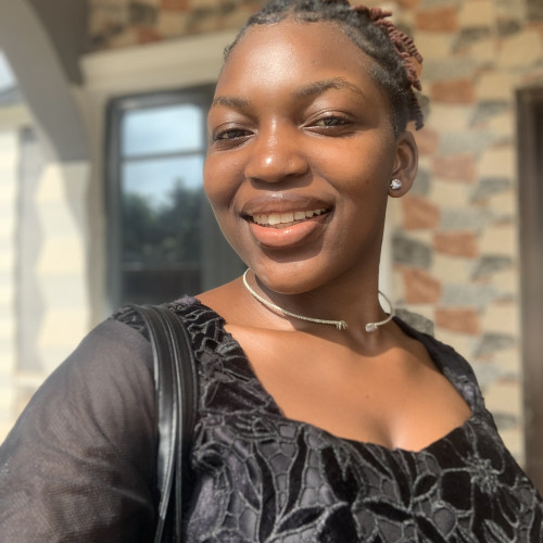 Oyin J. profile photo
