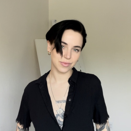 Bobbie L.