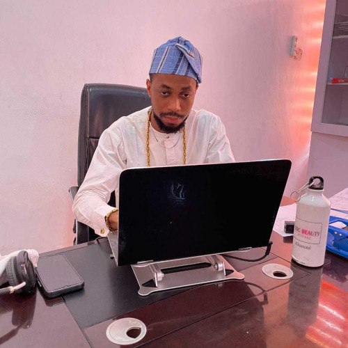 Adeyemi k. profile photo