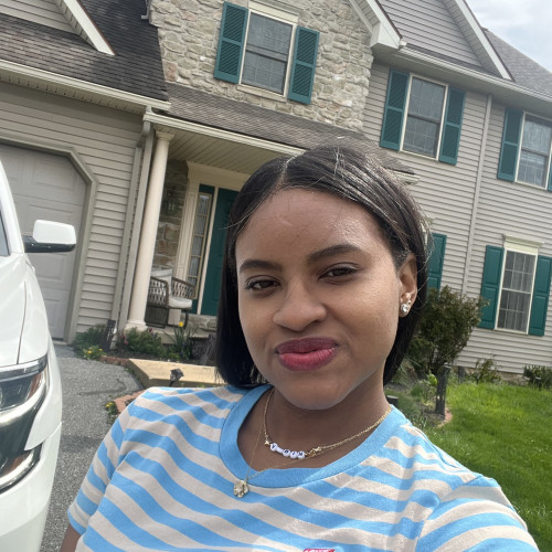 Isaura  O. profile photo