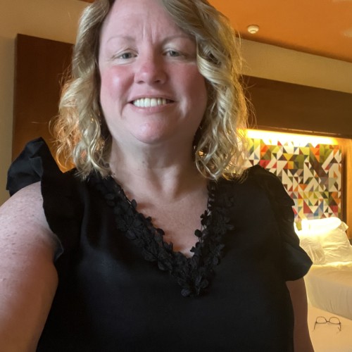 Tracey J. from Canada