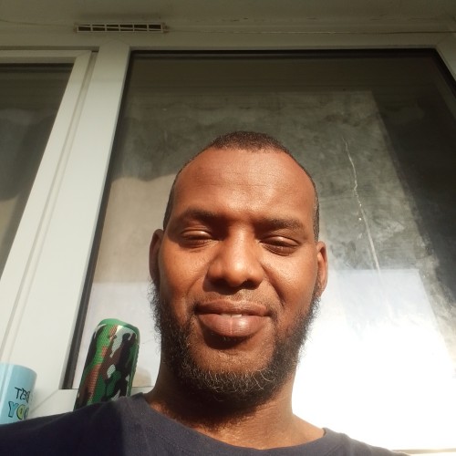Yusuf  A.