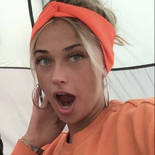 Lana R. profile photo