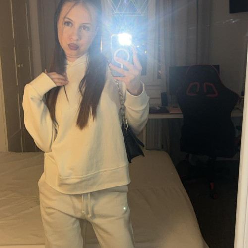 Ioana L.