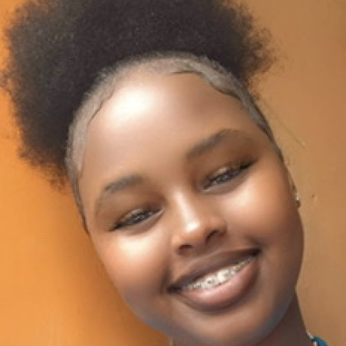 Eunice  L. profile photo