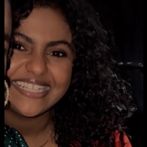 Dania E.