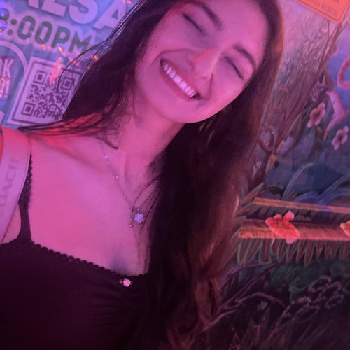 Jennii V. profile photo