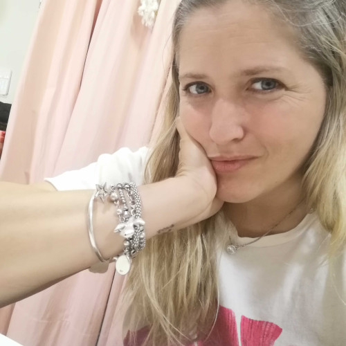 Mariana R.