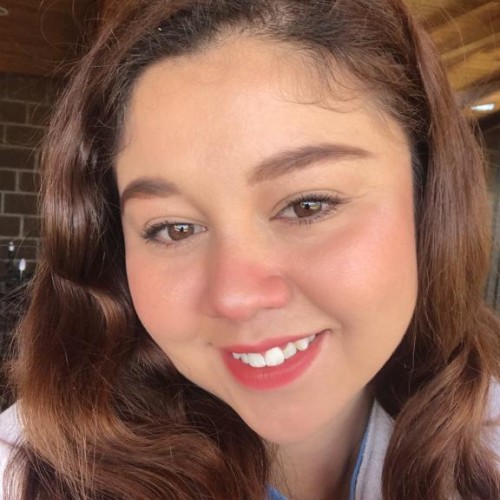 Dayanne A.