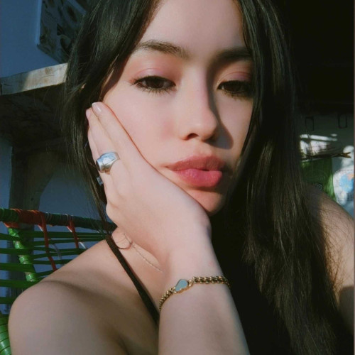 shaula a. profile photo