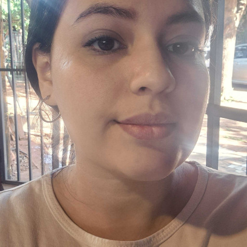 Elizabeth R. profile photo