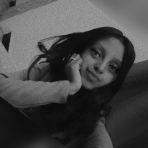 Tizzbt Y.