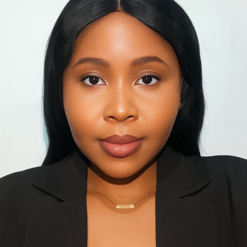Nqobile V.