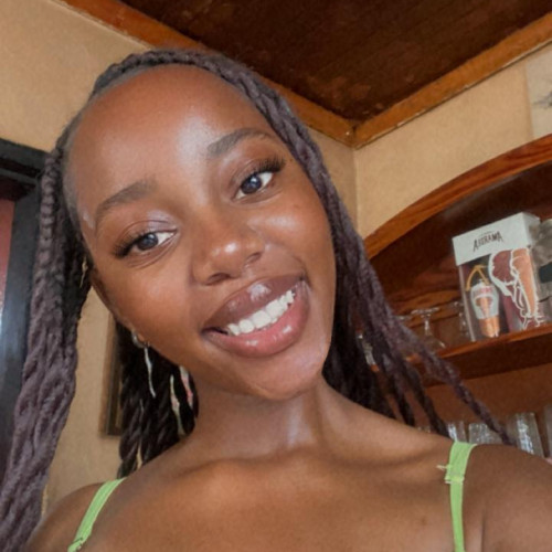 phindile  n. profile photo