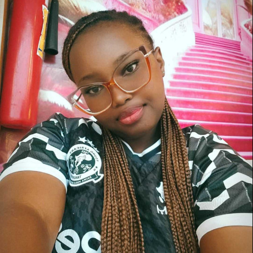 Rosiee J. profile photo