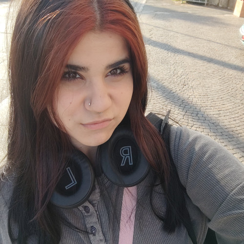Selene M. profile photo