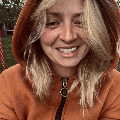 Daniela B. profile photo