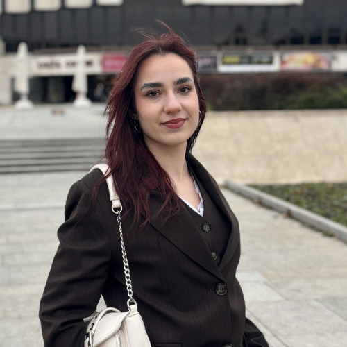 Iva A.