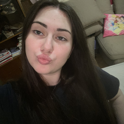 Athina L. profile photo