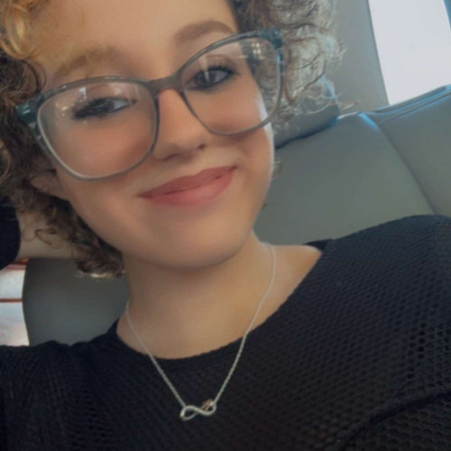 Stephanie m. profile photo