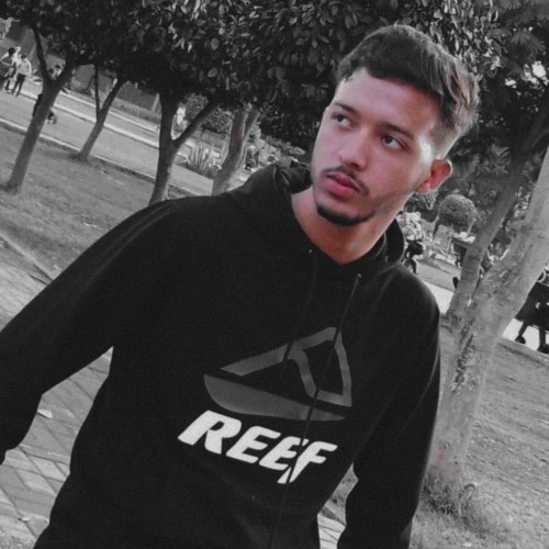 Zakaria  B.