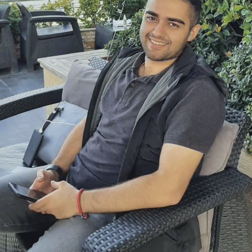 Arman D.
