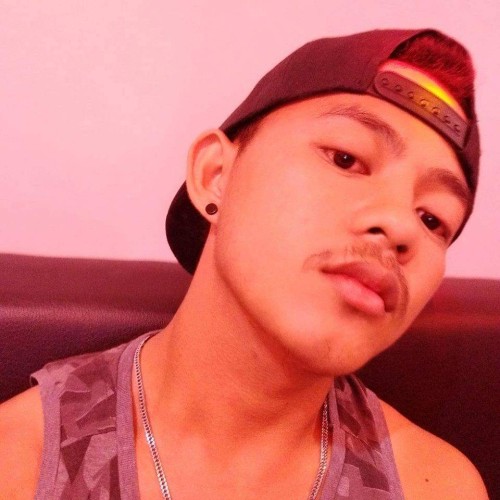 JAYLOU T.