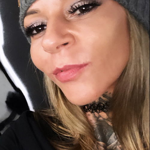 Roxy B.